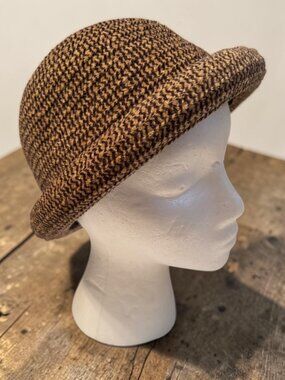 Lord & Taylor Exclusively For You Brown ZigZag Patterned Cloche Hat Women’s One